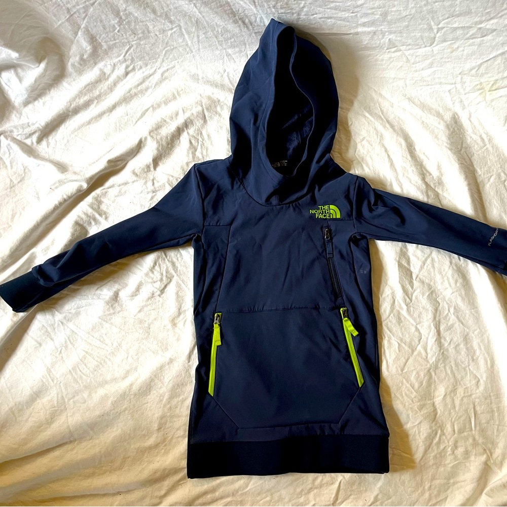 Northface kids xxs water resistant pull over
